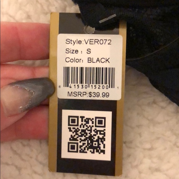 Black lace 1 piece lingerie - Picture 5 of 5